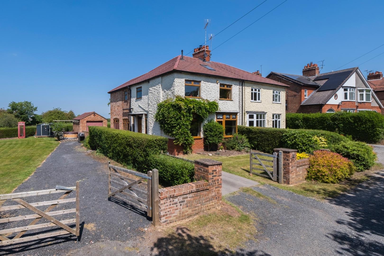 5 bedroom Semi Detached House for Sale in Tarvin